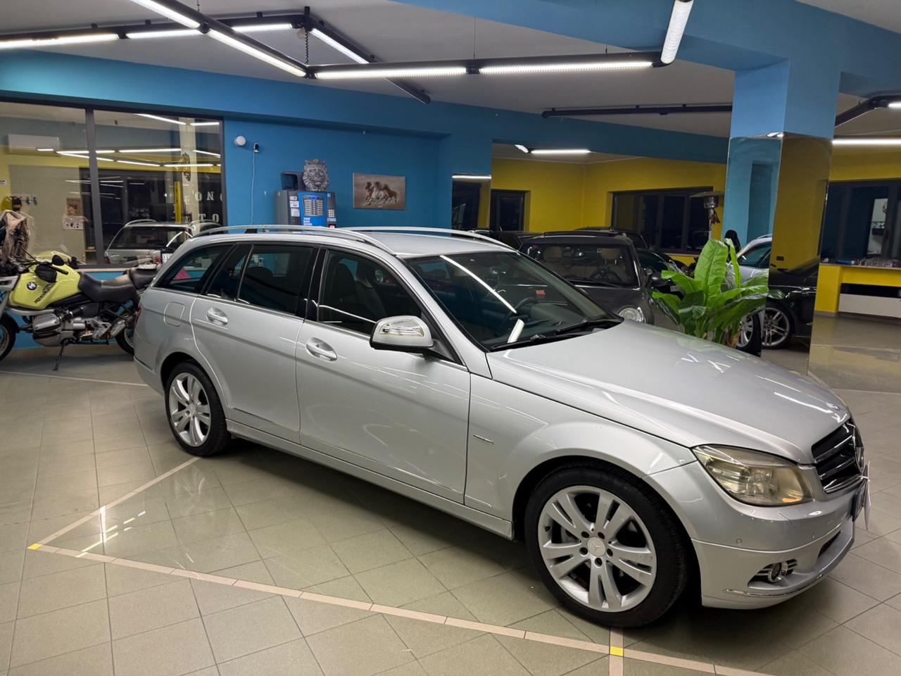 Mercedes-benz C 220 CDI S.W. Avantgarde cambio automatico full
