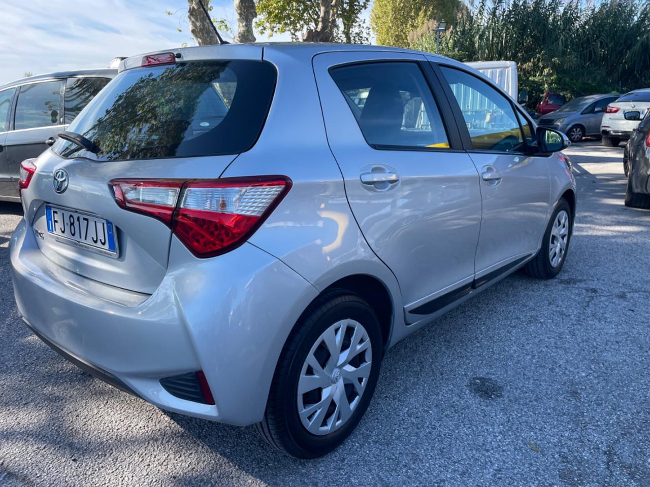 Toyota Yaris 1.0 5 porte POCHISSIMI KM.!!!