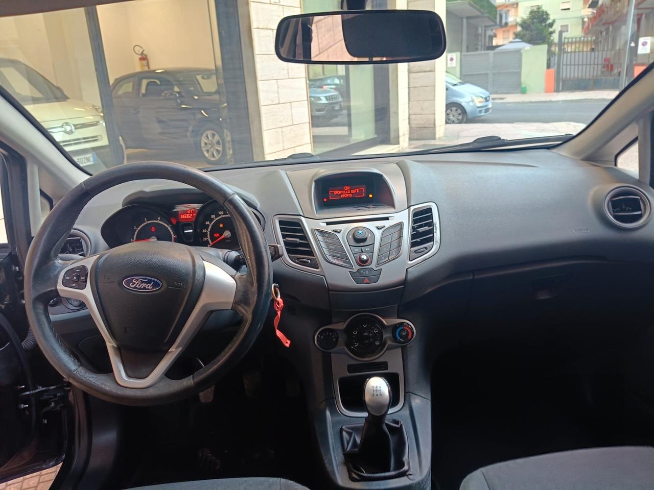 FORD FIESTA 1.2 5 PORTE-NEOPATENTATI-Euro5490