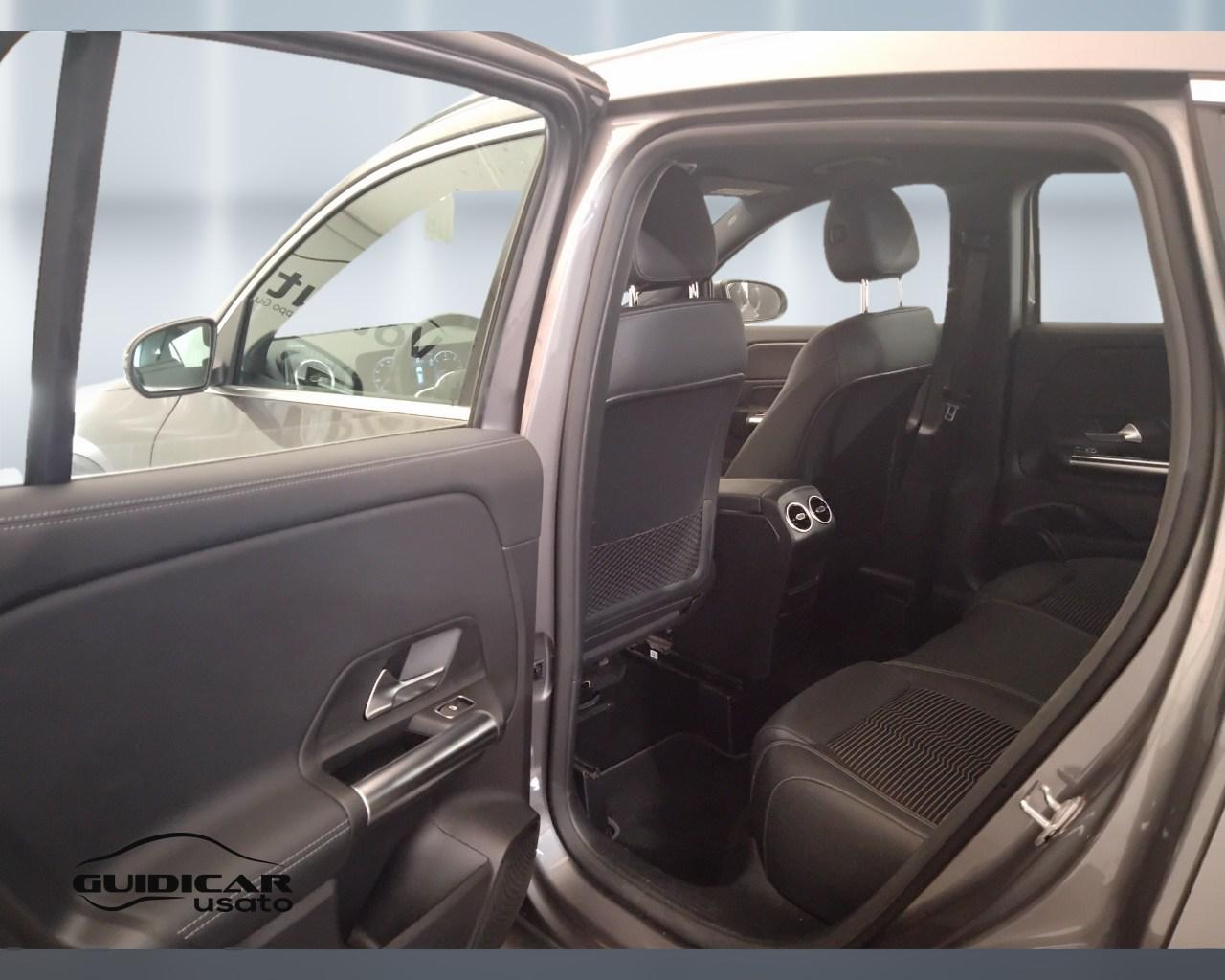 Mercedes-Benz GLA-H247 2020 - GLA 180 d Sport Plus auto