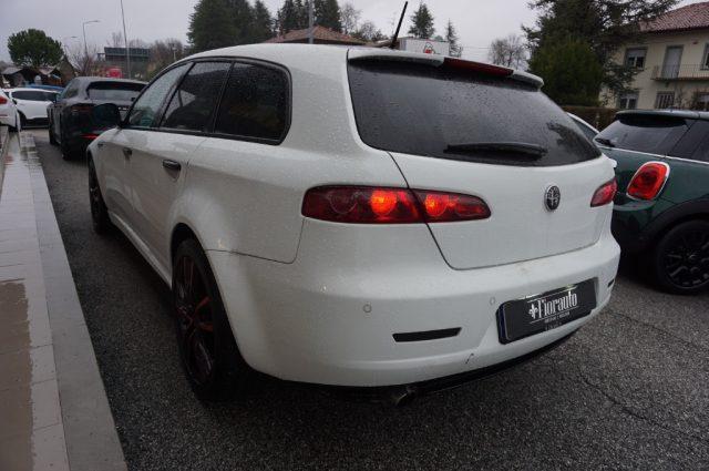 ALFA ROMEO 159 2.0 JTDm Sportwagon 170 Distinctive