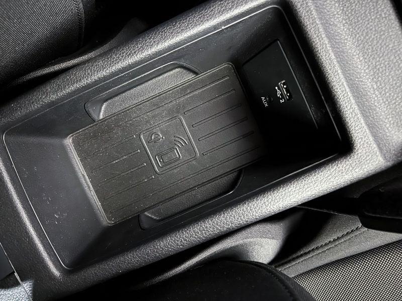 Audi Q2 30 TDI S tronic Business Advanced