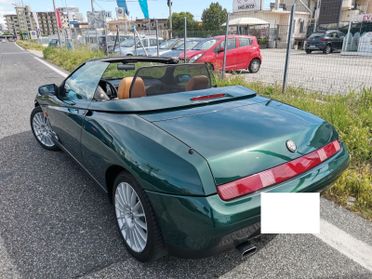 Alfa Romeo Spider 3.0 v 6