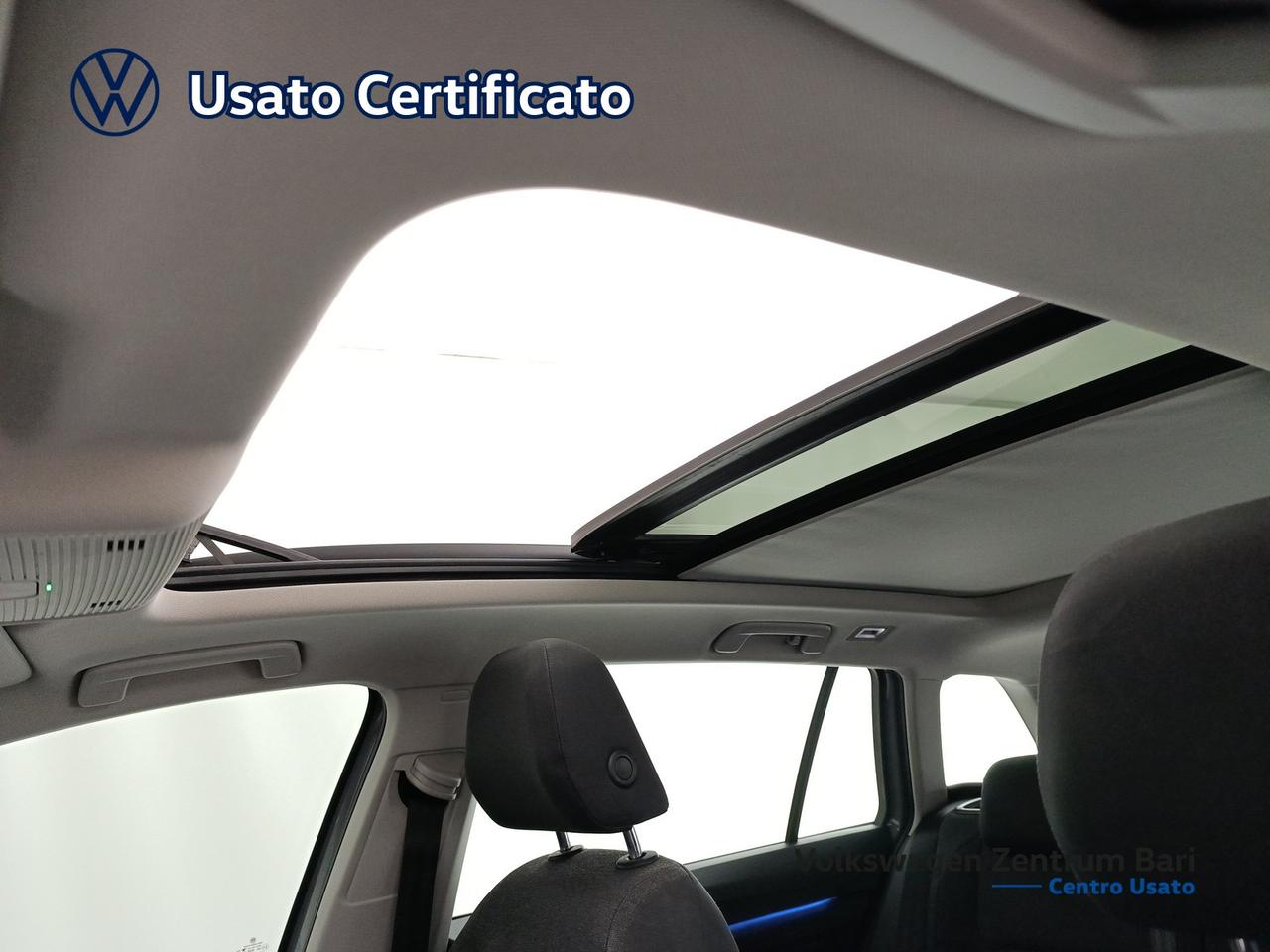 Volkswagen Golf variant 2.0 tdi life 115cv