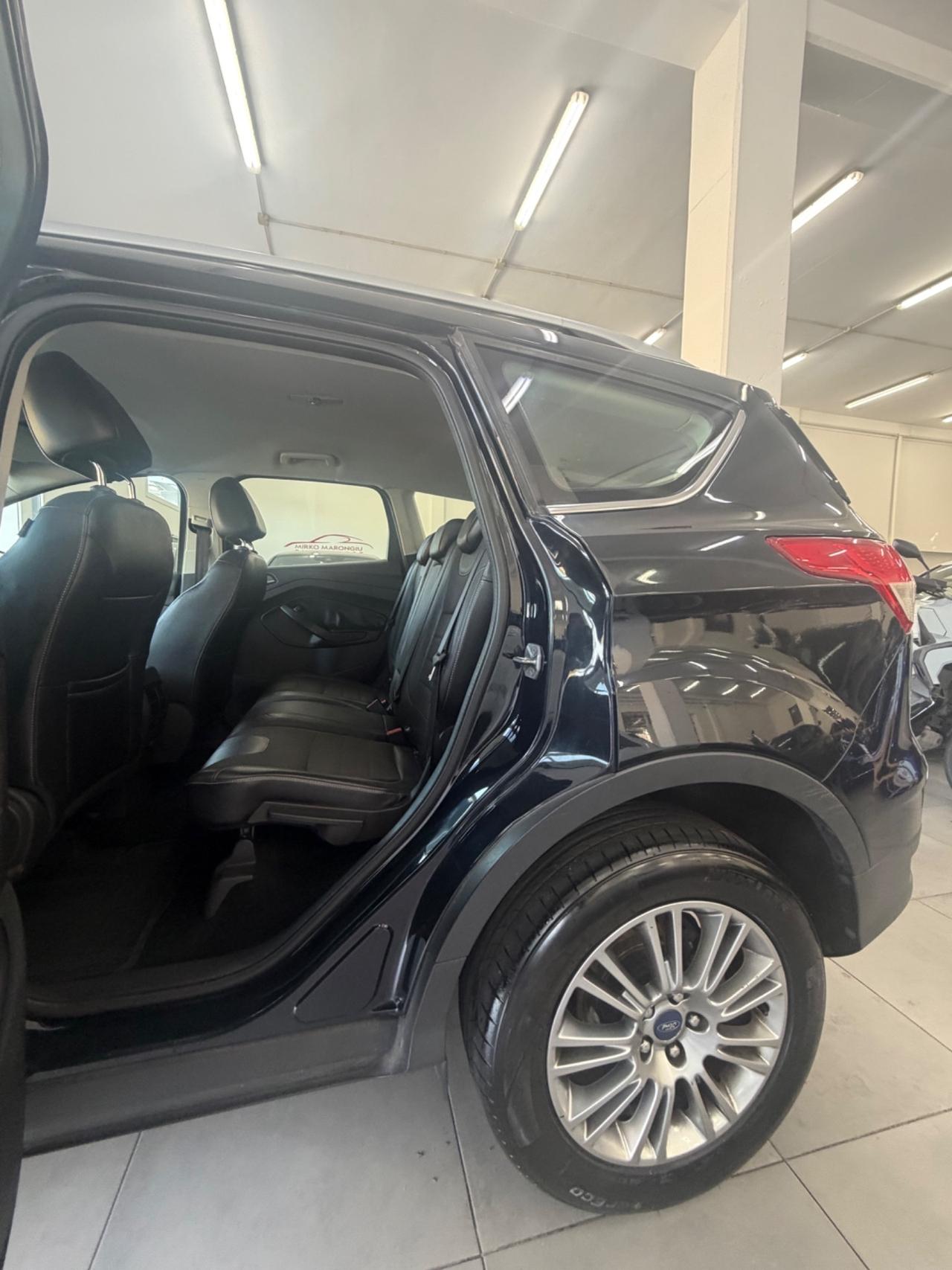 Ford Kuga 2.0 TDCI S&S 2WD Titanium FINANZIABILE