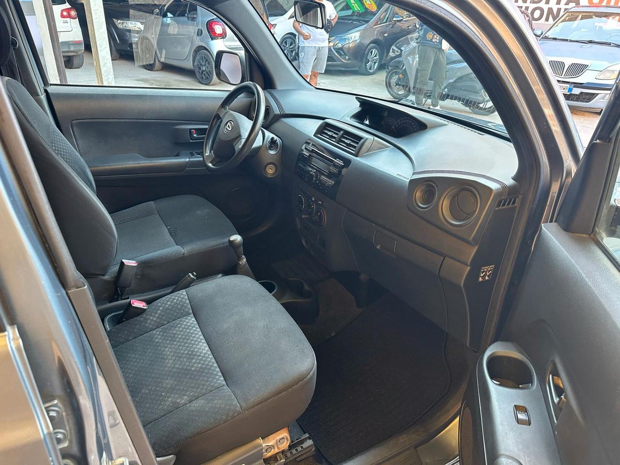 Daihatsu Materia 1.3cc benzina (PRIVATO)-2009