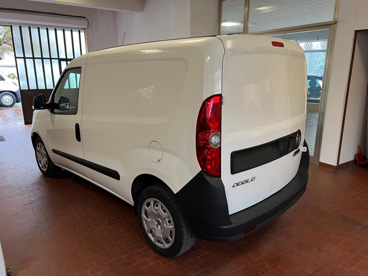 Fiat Doblo 1.6 MJT 101CV PC-TN Cargo Business