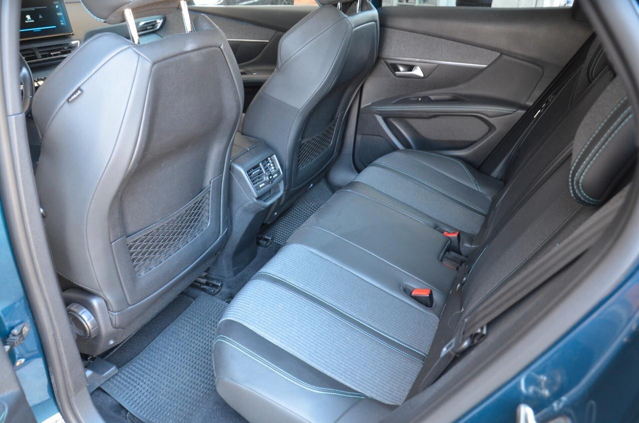 Peugeot 3008 BlueHDi 130 S&S Allure