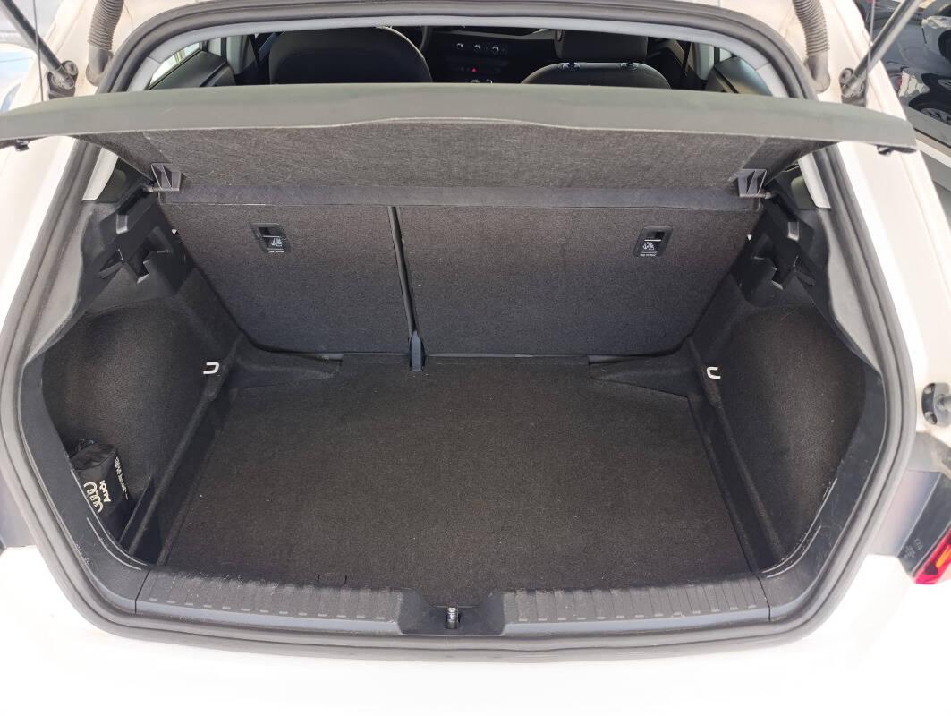 Hyundai Kona 1.6 gdi hev Xline 2wd 141cv dct FINANZIABILE