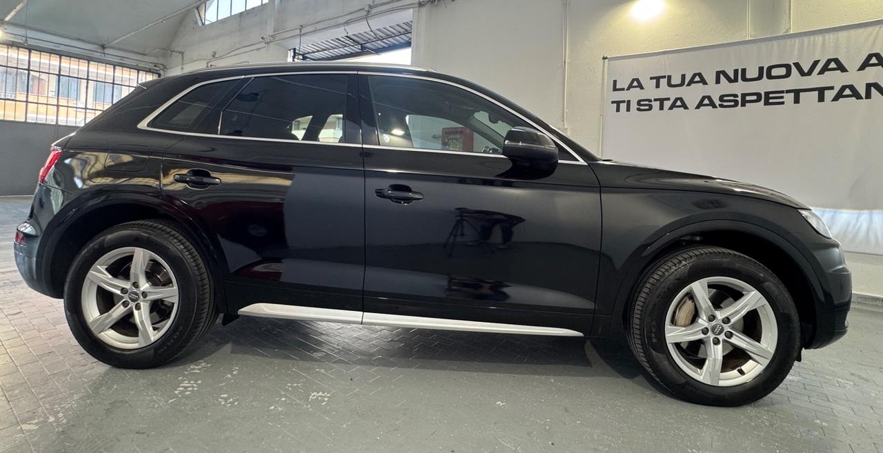 Audi Q5 2.0 TDI quattro S tronic Business Sport