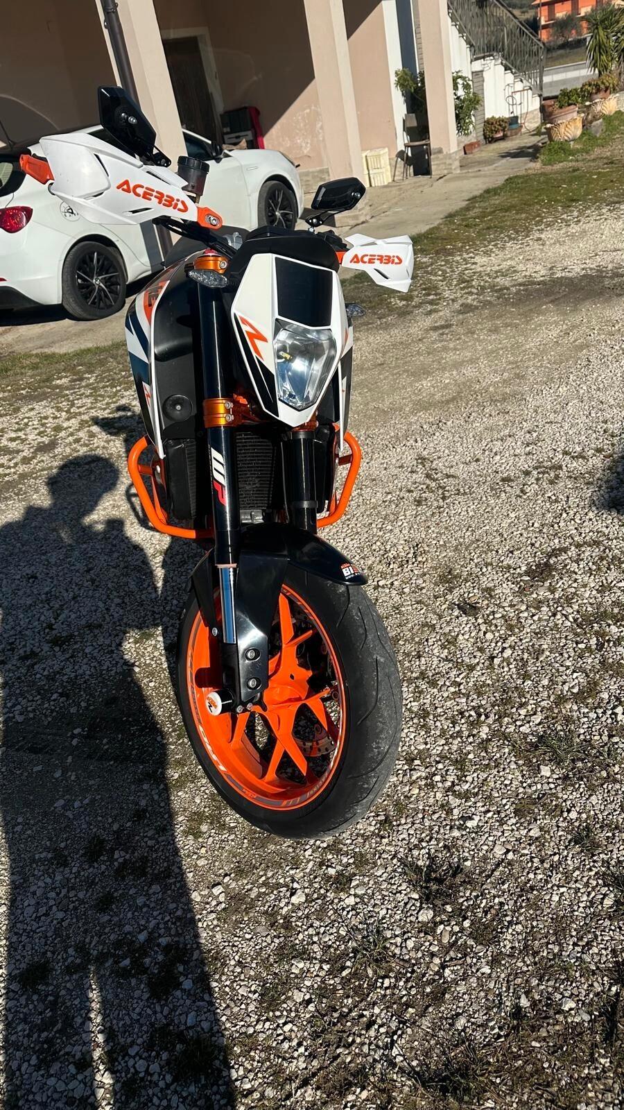 KTM DUKE 690 R