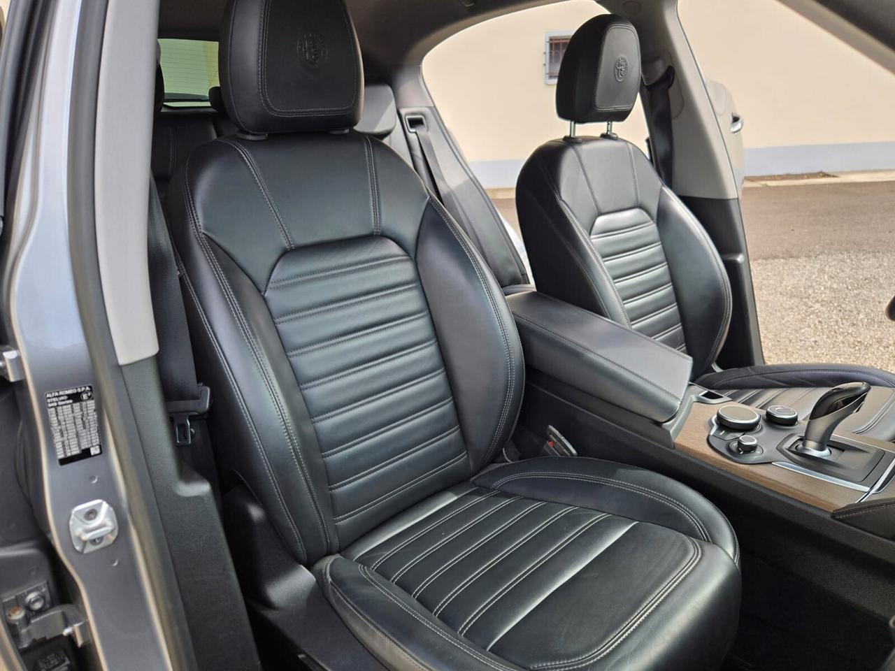 Alfa Romeo Stelvio 2.0 Turbo 280 CV Q4 First Edition
