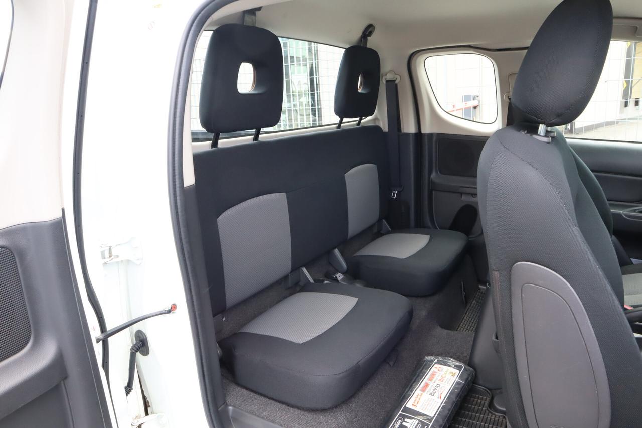 Mitsubishi L200 Club-Cab Gancio SOLO 36.000KM!