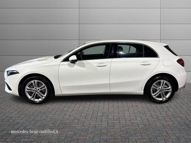 MERCEDES-BENZ A 250 e hybrid EQ Progressive Advanced