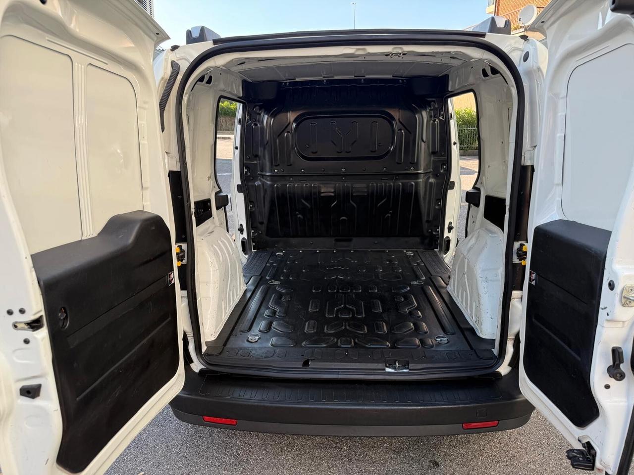 Fiat Doblo Doblò 1.3 MJT 95CV S&S PC-TN Cargo Lounge 2 PLS