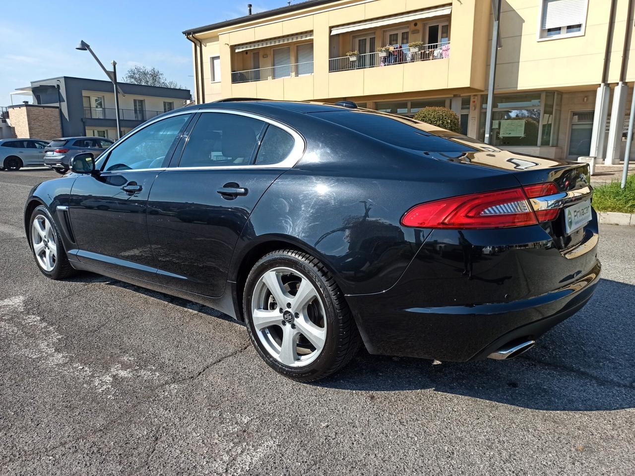 Jaguar XF 3.0 DS V6 Luxury