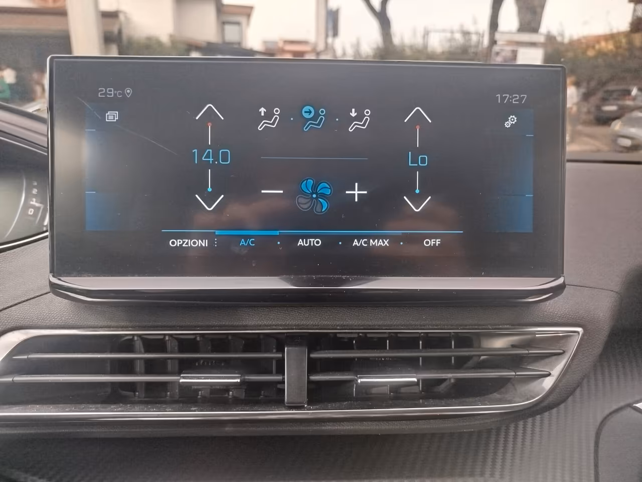 PEUGEOT 3008 ALLURE 1.5hdi - EAT8- UNIPRO*PREZZO BOMBA FINO AL 27 AGOSTO* RESTYLING- KM CERTI