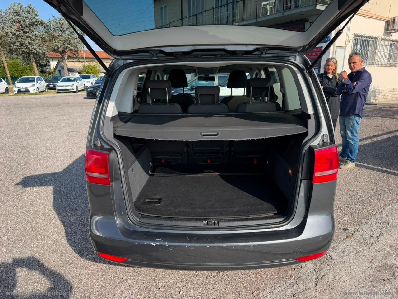 VOLKSWAGEN Touran 1.4 TSI DSG Highline EcoFuel