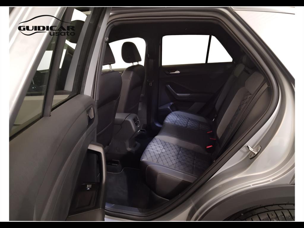 VOLKSWAGEN T-Roc 2022 - T-Roc 1.0 tsi R-Line 110cv