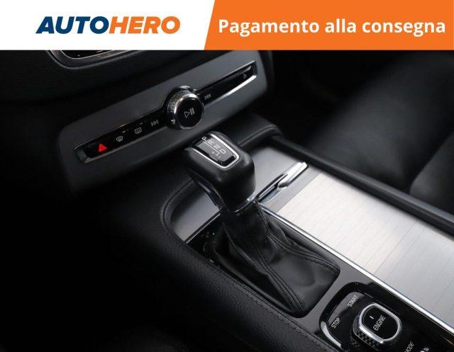 VOLVO XC90 D5 AWD Geartronic 7 posti Momentum