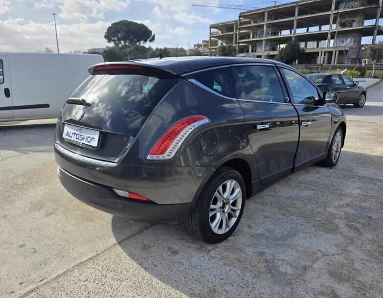 Lancia Delta 1.6 MJT DPF Oro