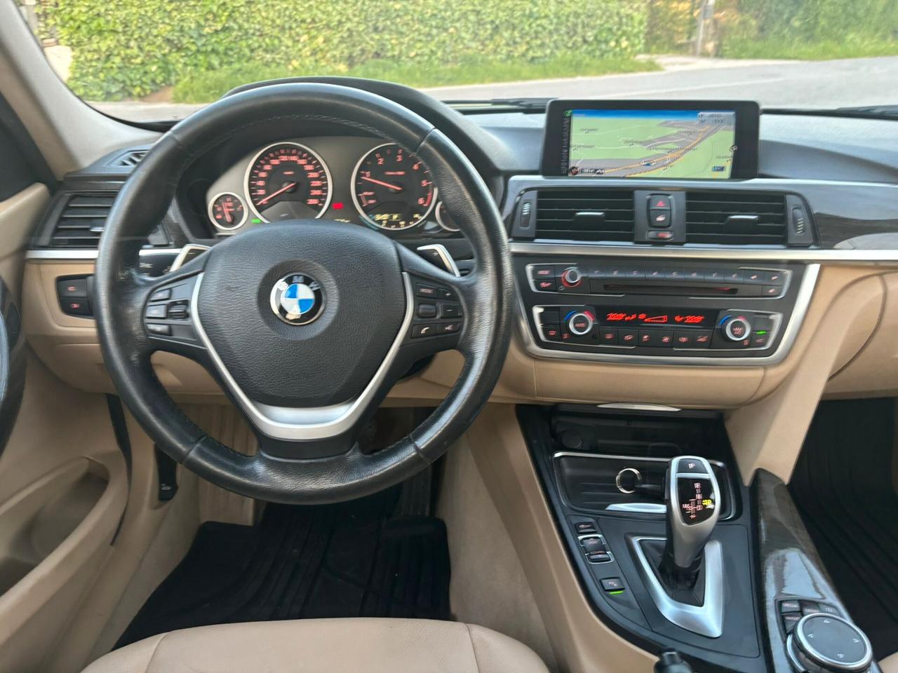Bmw 320 320d Efficient Dynamics Luxury