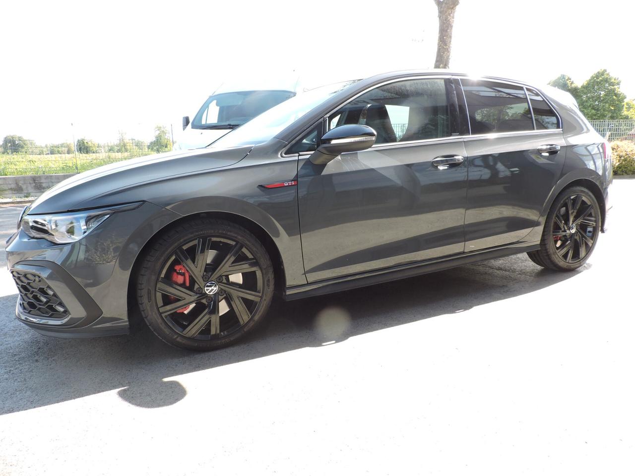 Volkswagen Golf GTI 2.0 TSI DSG