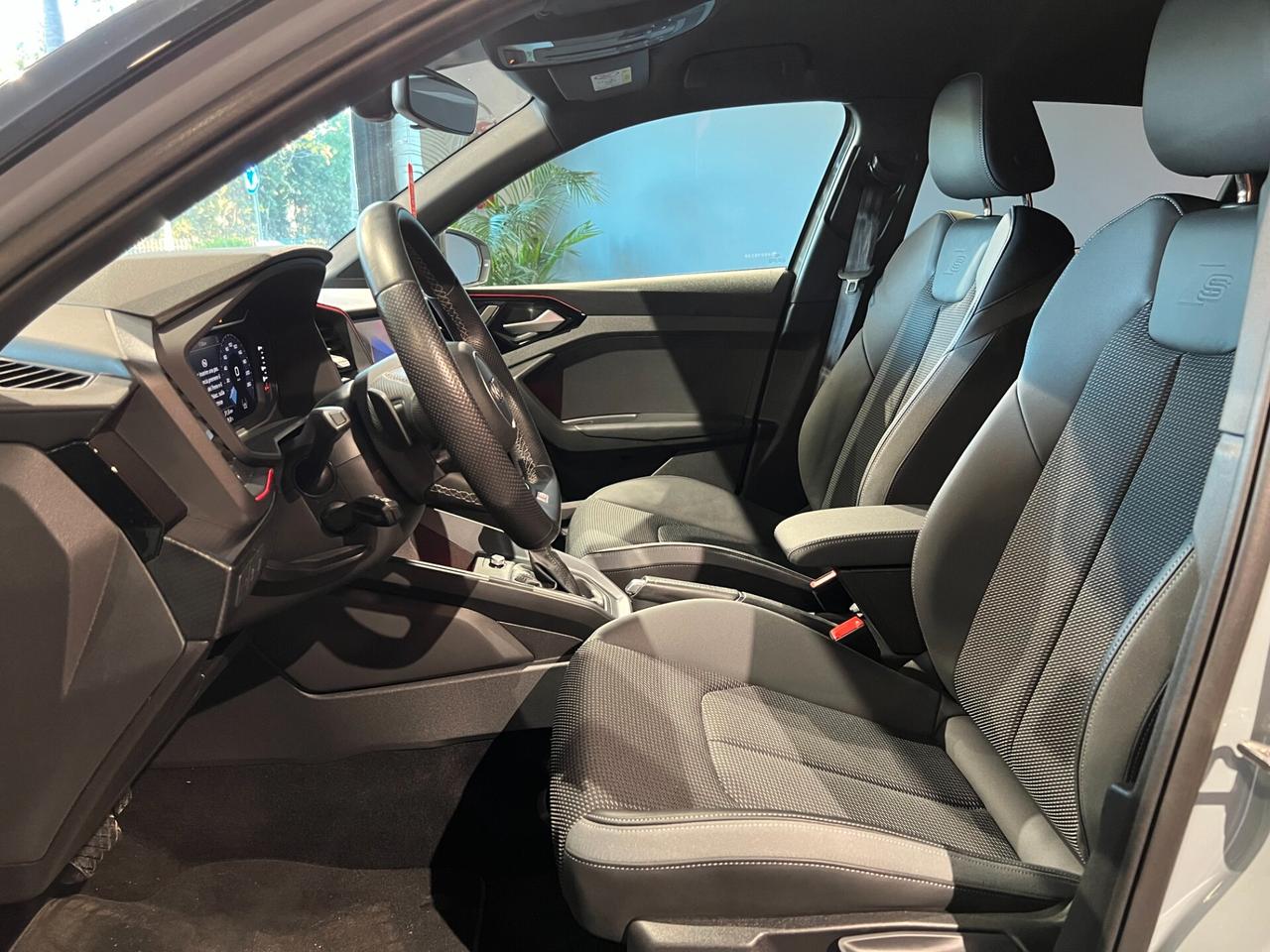 Audi A1 allstreet 35 TFSI S tronic Identity Contrast