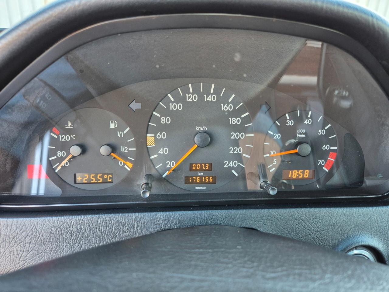 Mercedes-benz C 180 C 180 cat Elegance