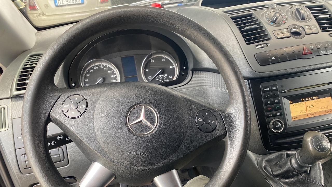 Mercedes Vito 220