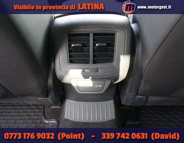 VOLKSWAGEN T-Roc 2.0 TDI SCR 150 CV DSG Life R-Line IVA ESPOSTA