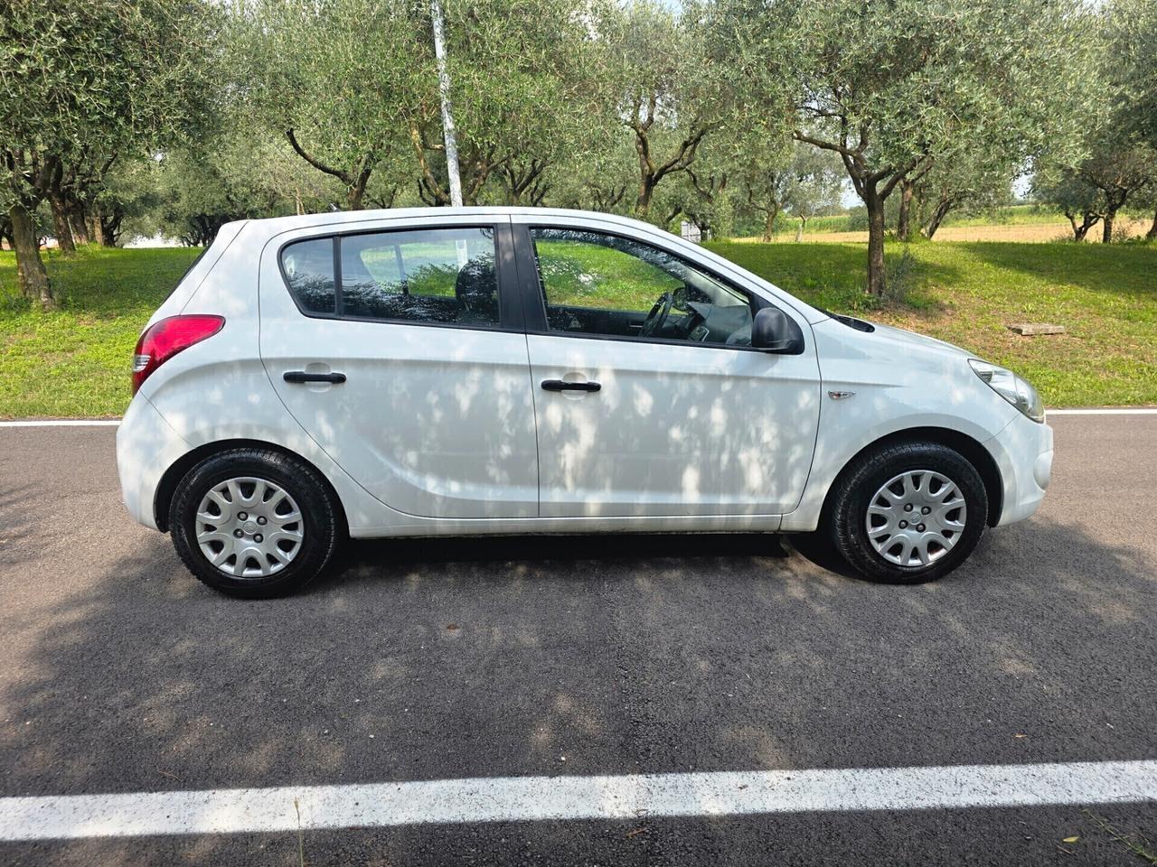 Hyundai i20 1.0 GPL ANNO 10/2009 OK PER NEOPATENTATI