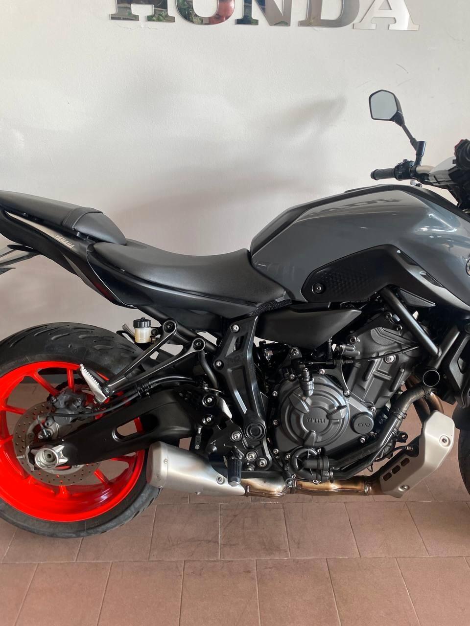 Yamaha MT-07