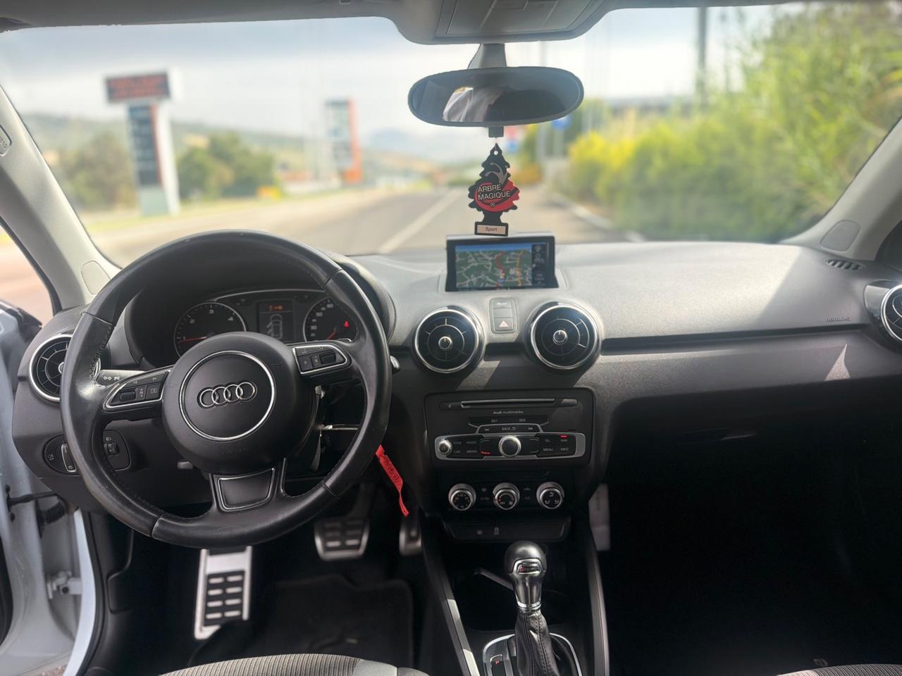 Audi A1 1.4 TDI ultra S tronic Metal plus