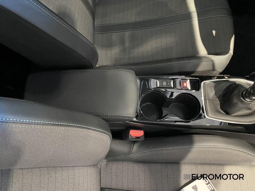 Peugeot 2008 1.2 PureTech Allure Pack
