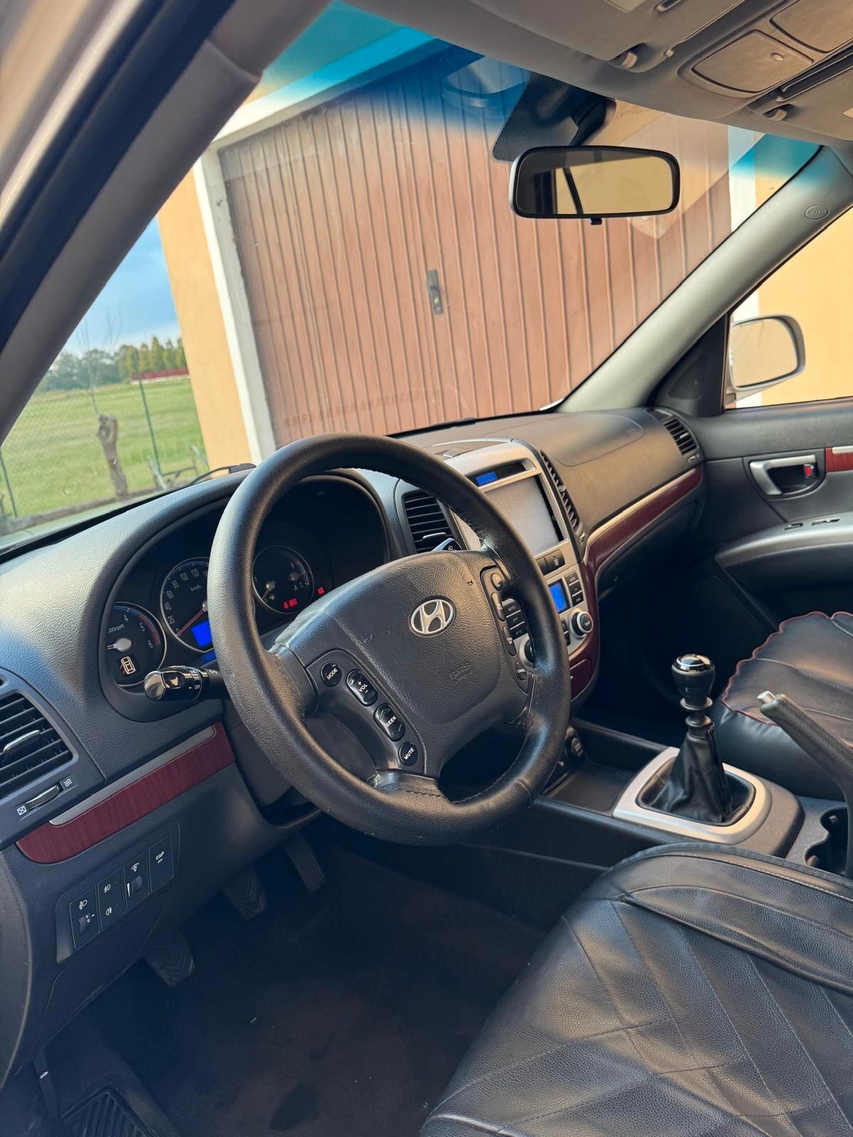 Hyundai Santa Fe 2.2 CRDi VGT Dynamic 5 p.ti