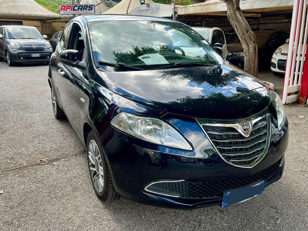 Lancia Ypsilon 1.2 69 CV 5 porte S&S Gold