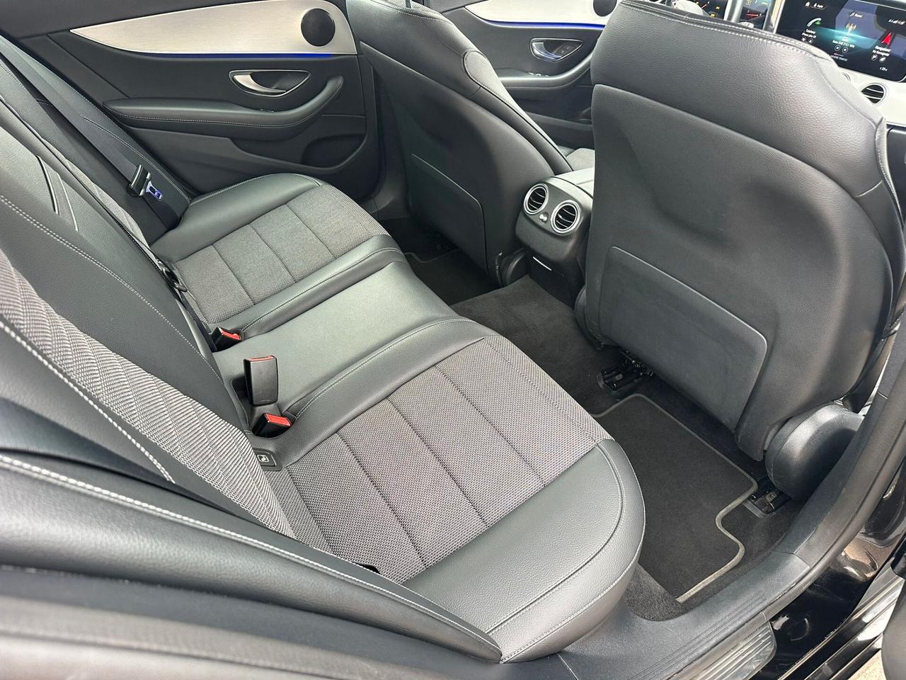 Mercedes-benz E 200 d Auto Premium Plus