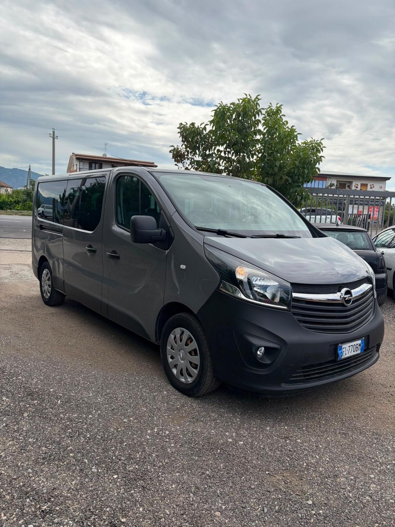 Opel Vivaro 29 1.6 BiTurbo S&S EcoFLEX PL-TN Combi Sport