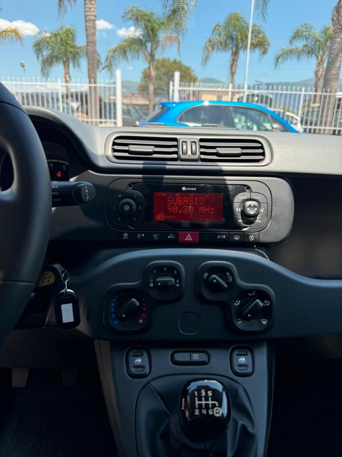 Fiat Panda 1.0 FireFly S&S Hybrid City Cross 20.000km FULL OPTIONAL