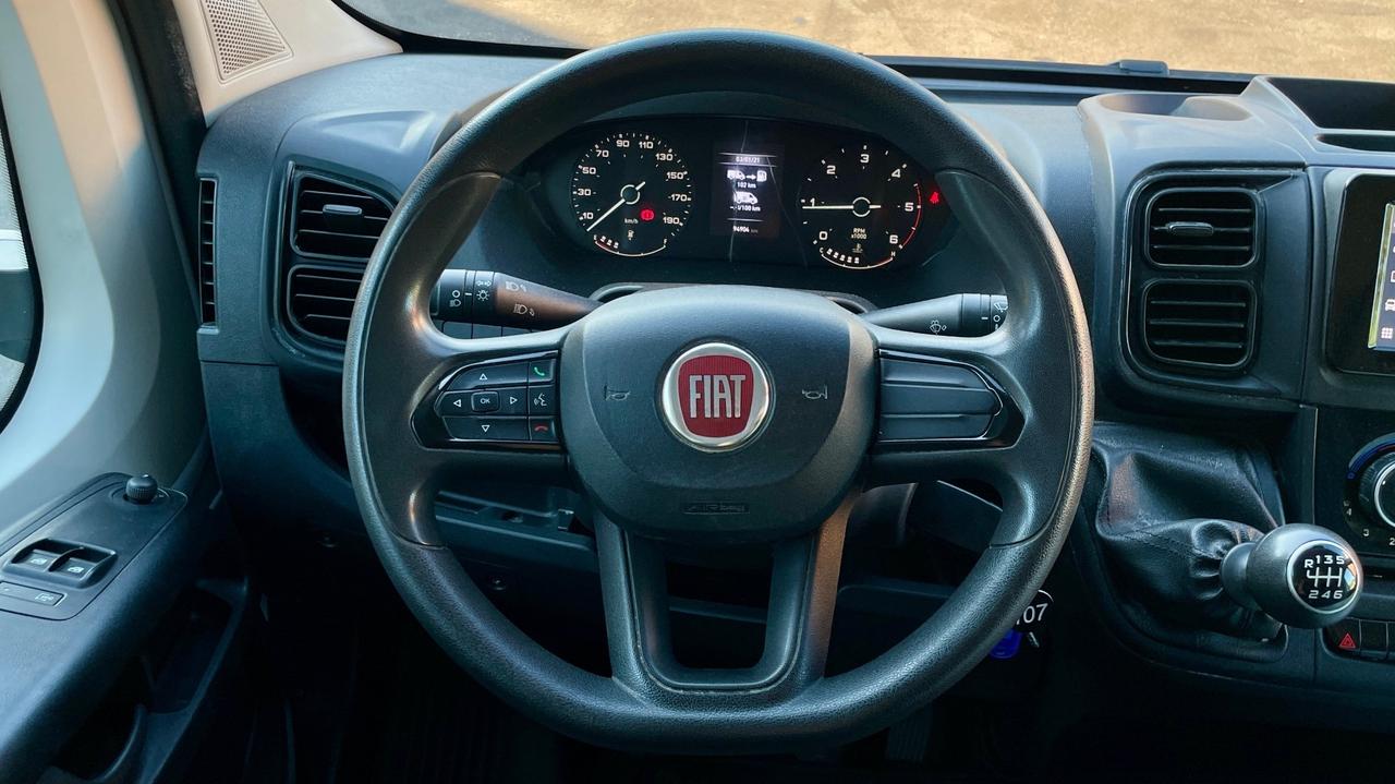 FIAT DUCATO MAXI 2.2 MJT PASSO CORTO 140CV - TELECAMERA POSTERIORE, CARPLAY, NEOPATENTATI