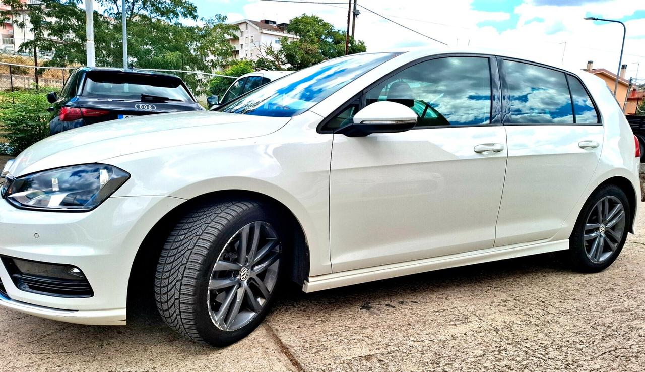 Volkswagen Golf 1.6 TDI 110 CV 5p. RLINE