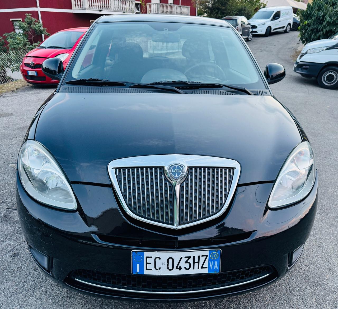 Lancia Ypsilon 1.2 Versus !!!!!!!!!!!!!!!