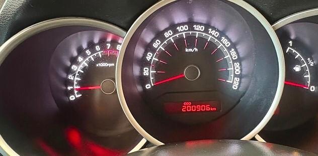 KIA VENGA GPL orig.KIA 1.4 CV 90 Per NEOPATENTATI Km 200.906 garanzia 12 mesi