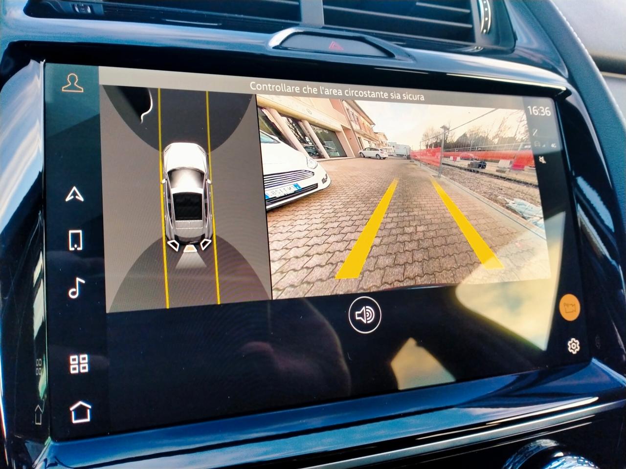 Jaguar E-Pace 20D MHEV AWD 204CV R-DYNAMIC BLACK DESIGN PACK LEGA20 LED PREMIUM