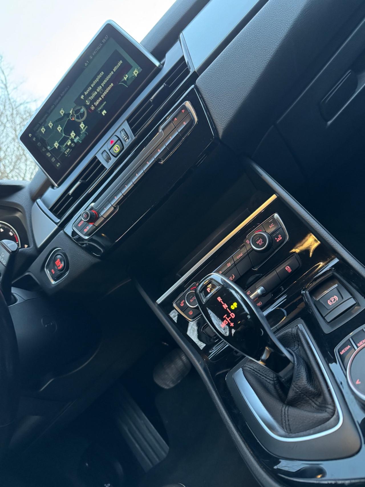 Bmw 216 220d Active Tourer Luxury aut.