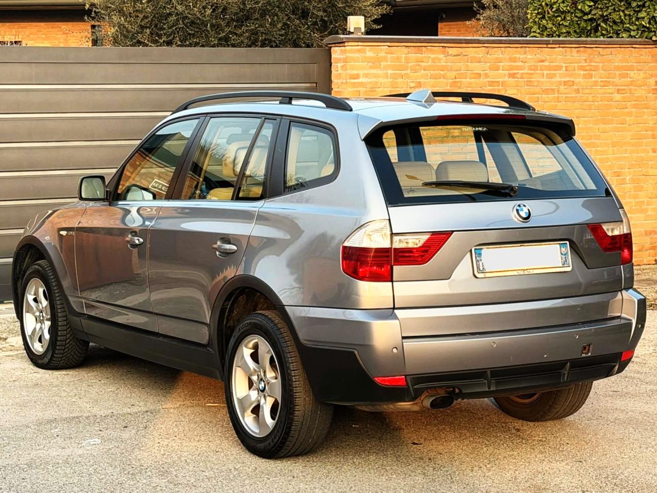 BMW X3 2.0d X-Drive-Pelle,Navi,Xeno-Garanzia-2009