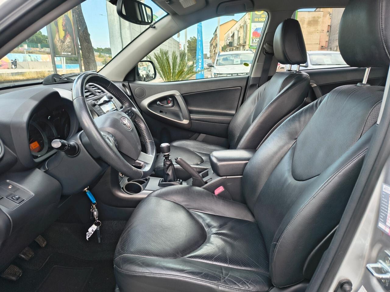 TOYOTA RAV4 MODELLO LUXURY 2.2 DIESEL ANNO 2009