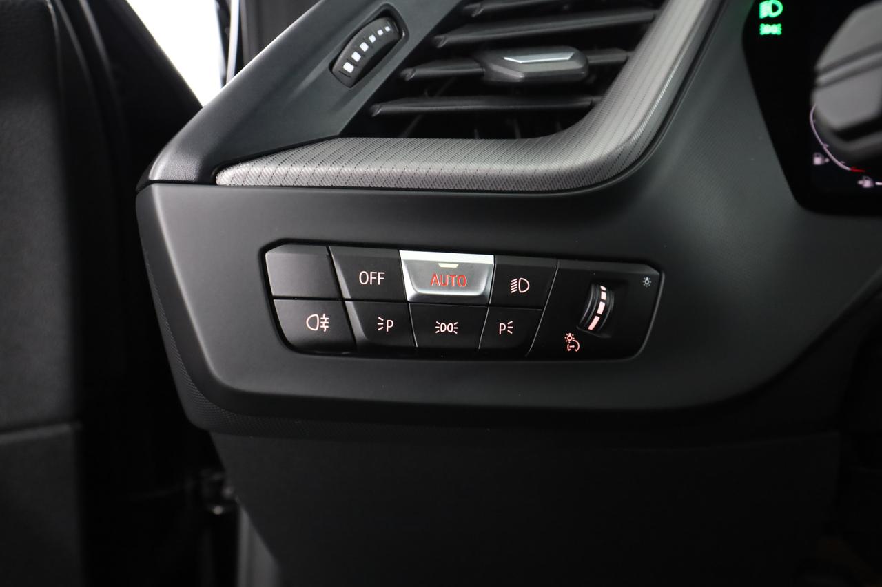 BMW Serie 1 (F40) M135i xdrive