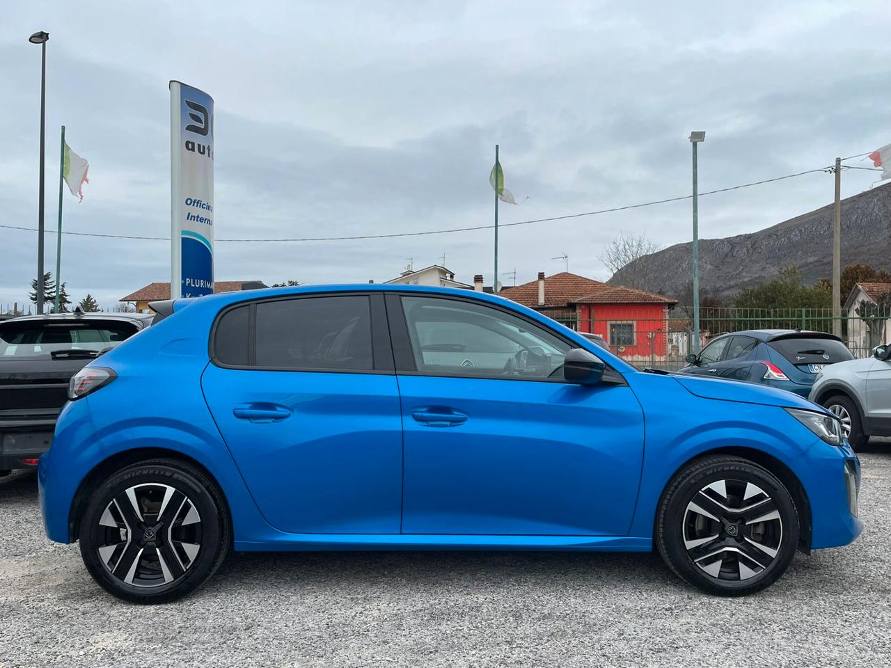 Peugeot 208 PureTech 100 Stop&Start 5 porte Allure